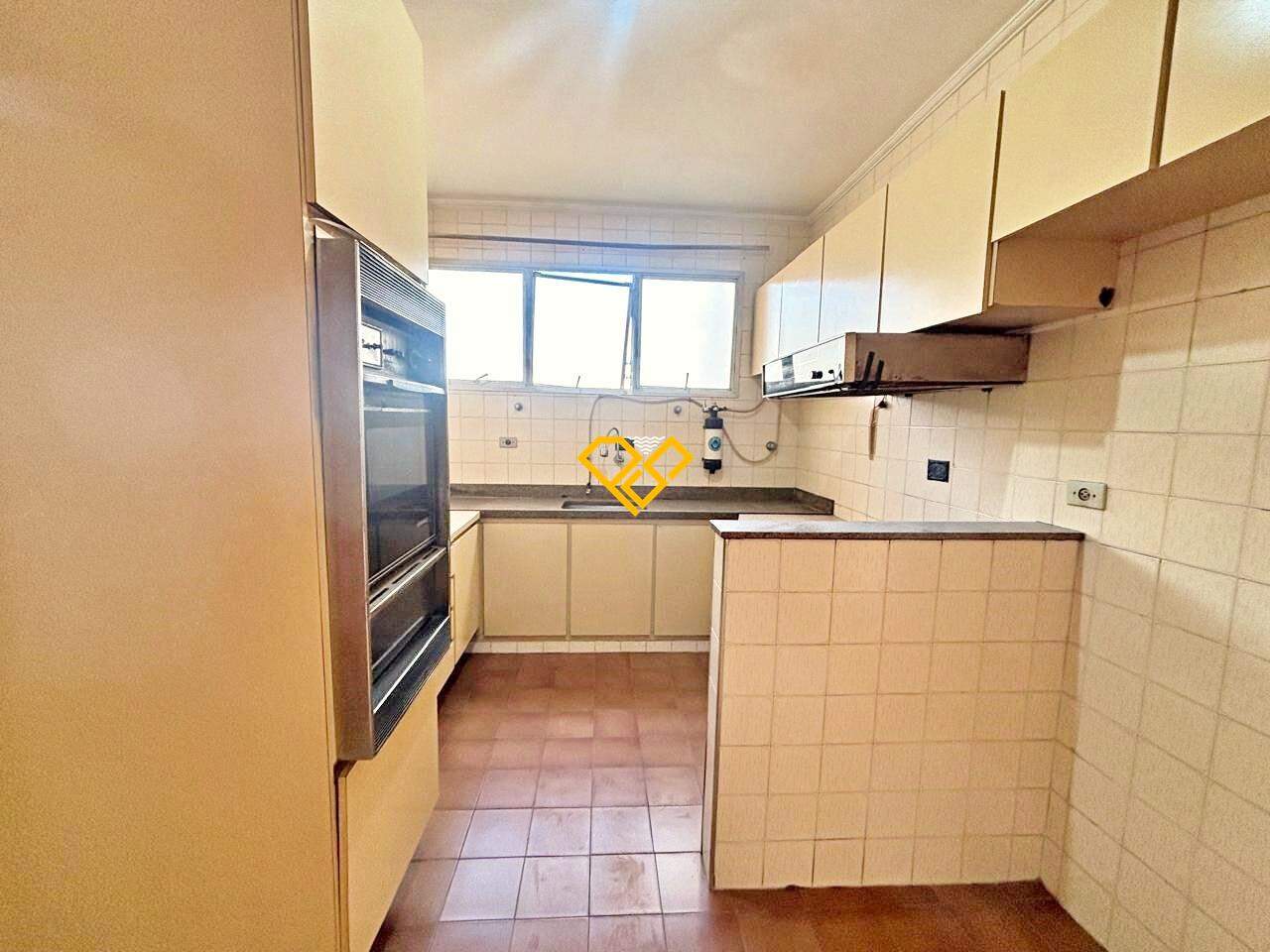 Apartamento à venda no Gonzaga: Cozinha