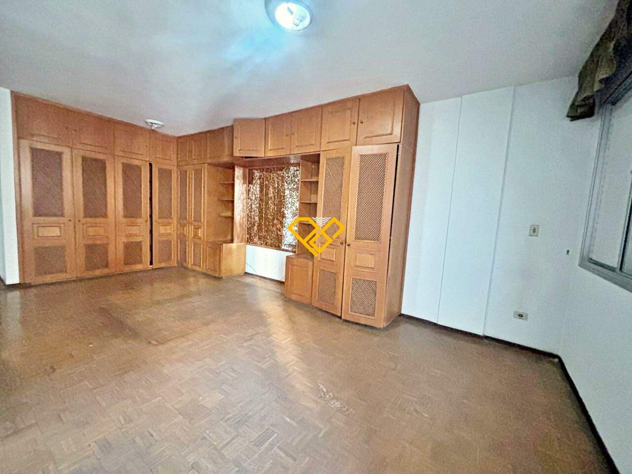 Apartamento à venda no Gonzaga: Dormitório 1 - suíte