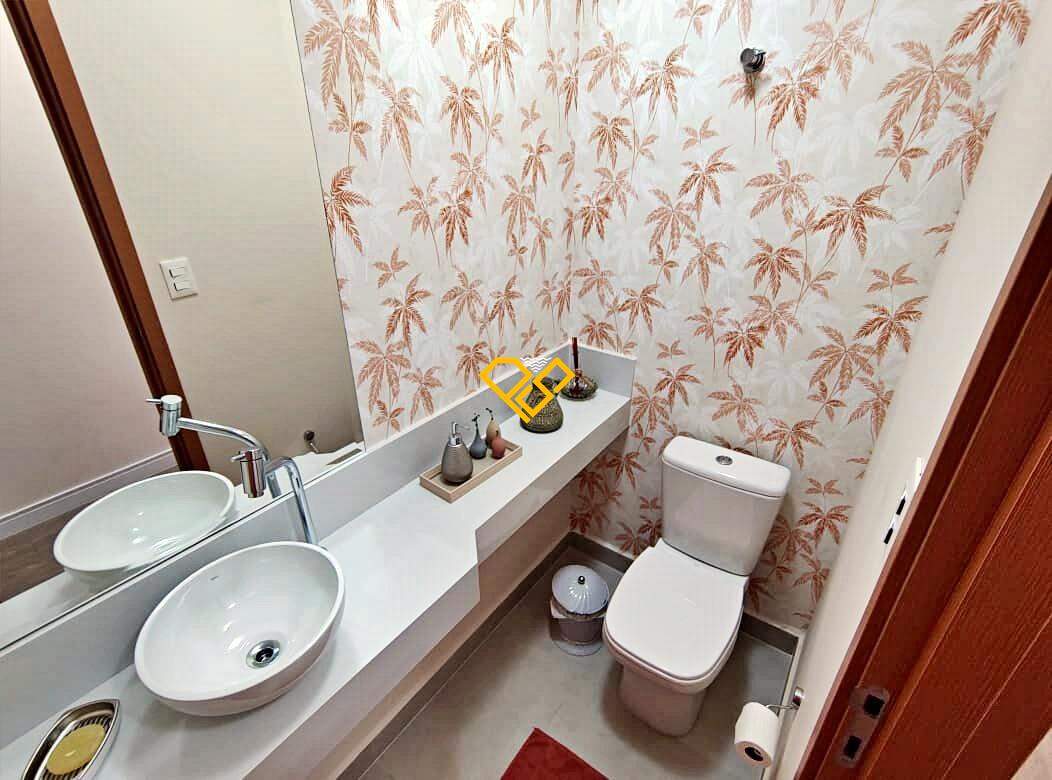 Apartamento à venda no Boqueirão: Lavabo