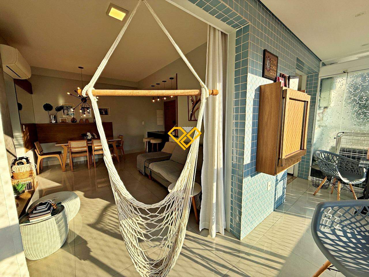 Apartamento à venda no Embaré: Varanda