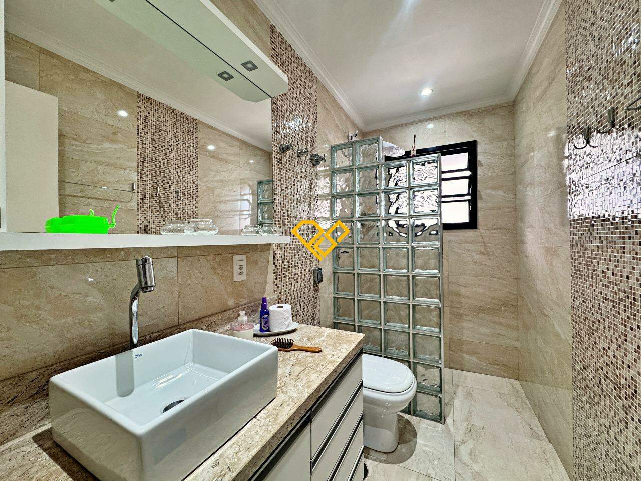 Apartamento à venda no Boqueirão: Wc social