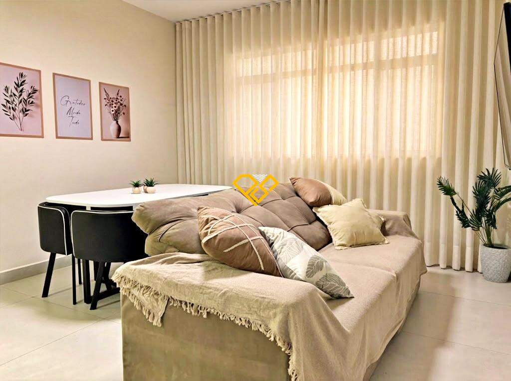 Apartamento à venda no Ponta da Praia: Sala