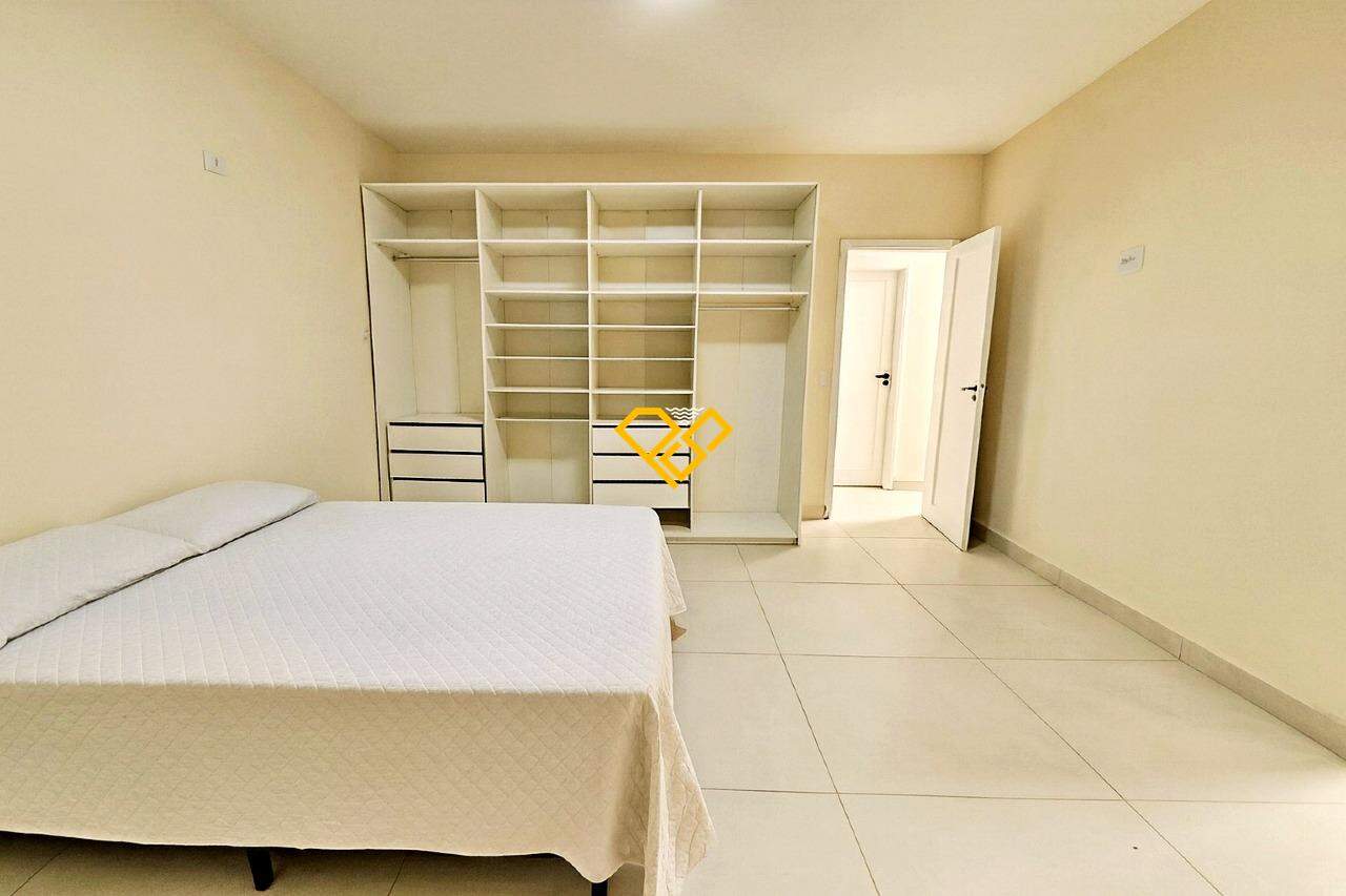 Apartamento à venda no Ponta da Praia: Dormitório 1 - suíte