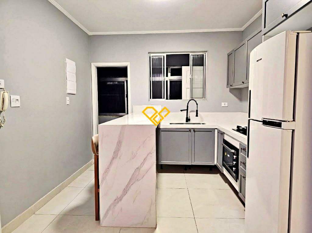 Apartamento à venda no Ponta da Praia: Cozinha