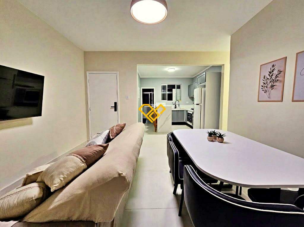 Apartamento à venda no Ponta da Praia: Sala
