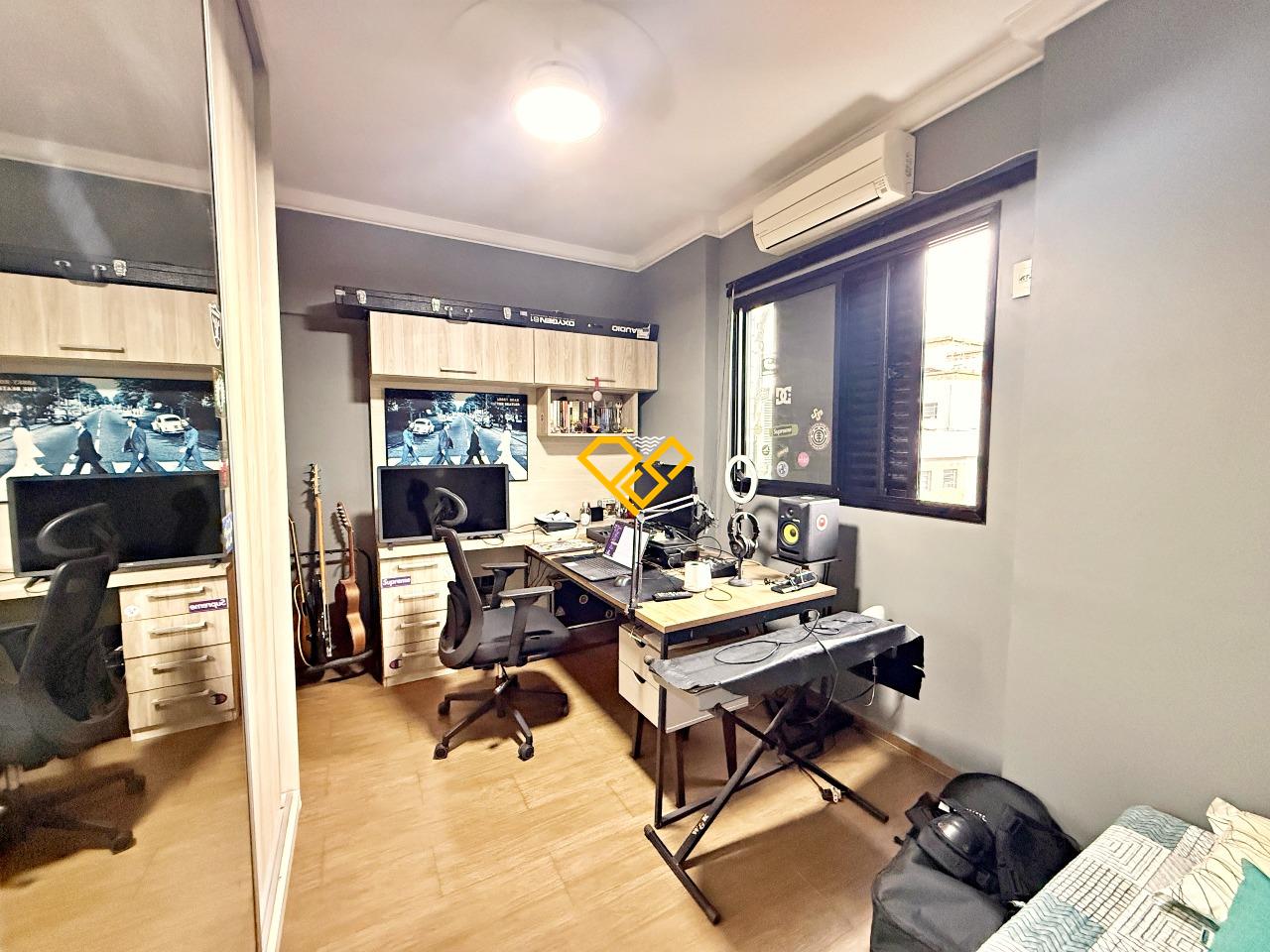 Apartamento à venda no Pompéia: Dormitório 2