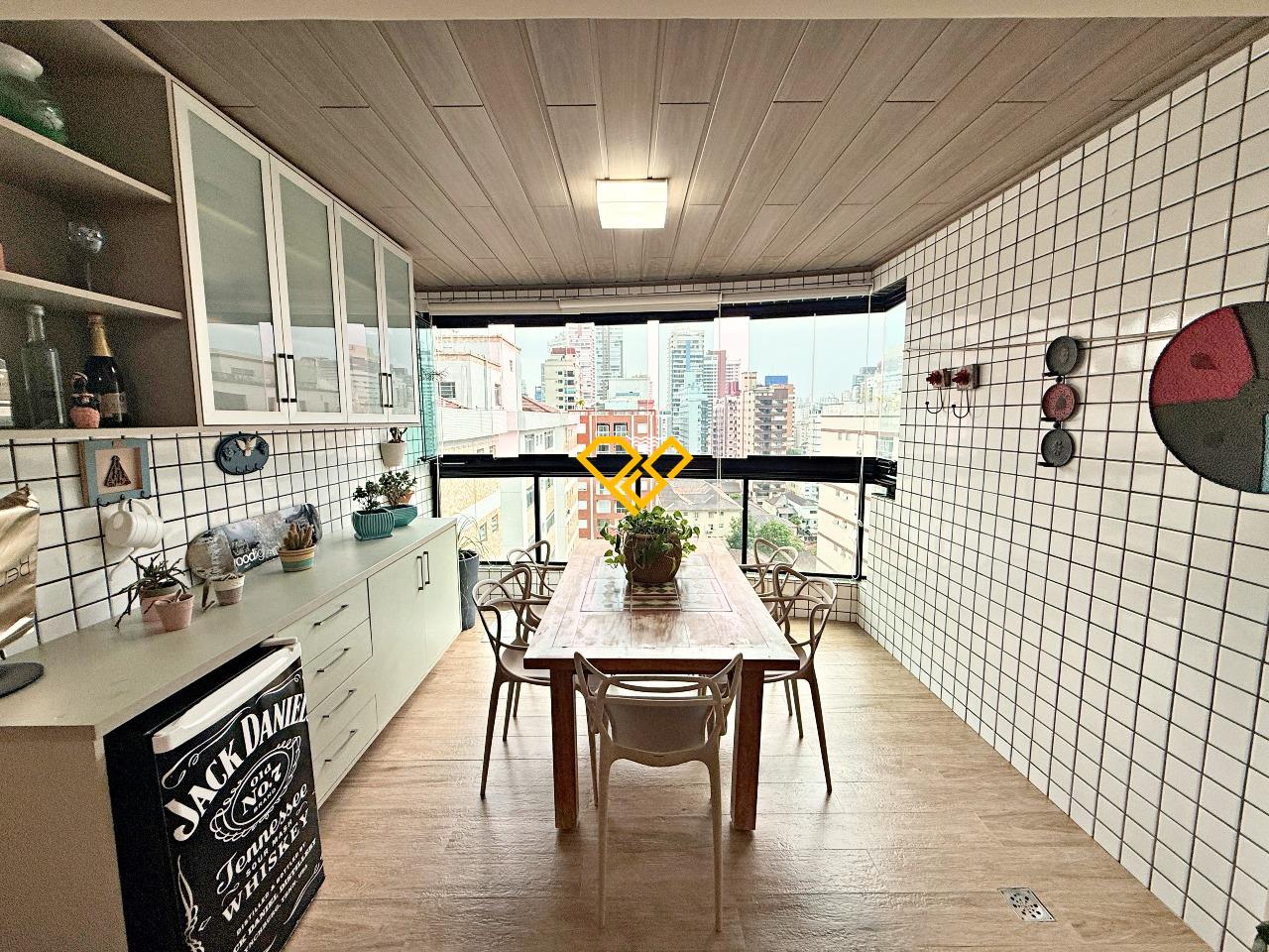 Apartamento à venda no Pompéia: Varanda