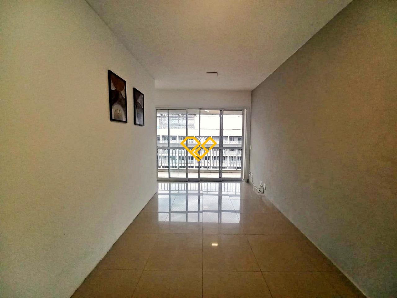 Apartamento à venda no Vila Mathias: Sala