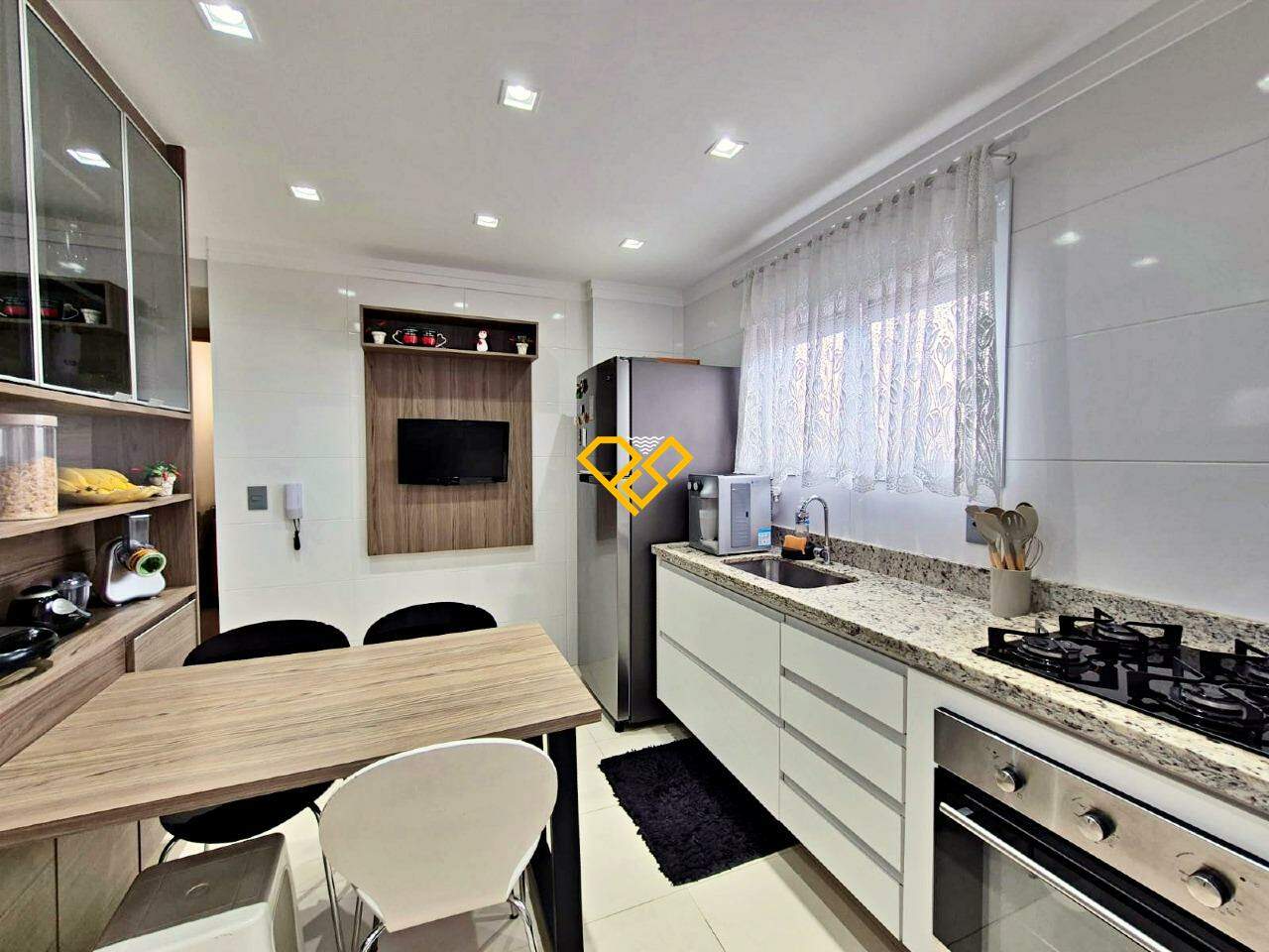 Apartamento à venda no Embaré: Cozinha