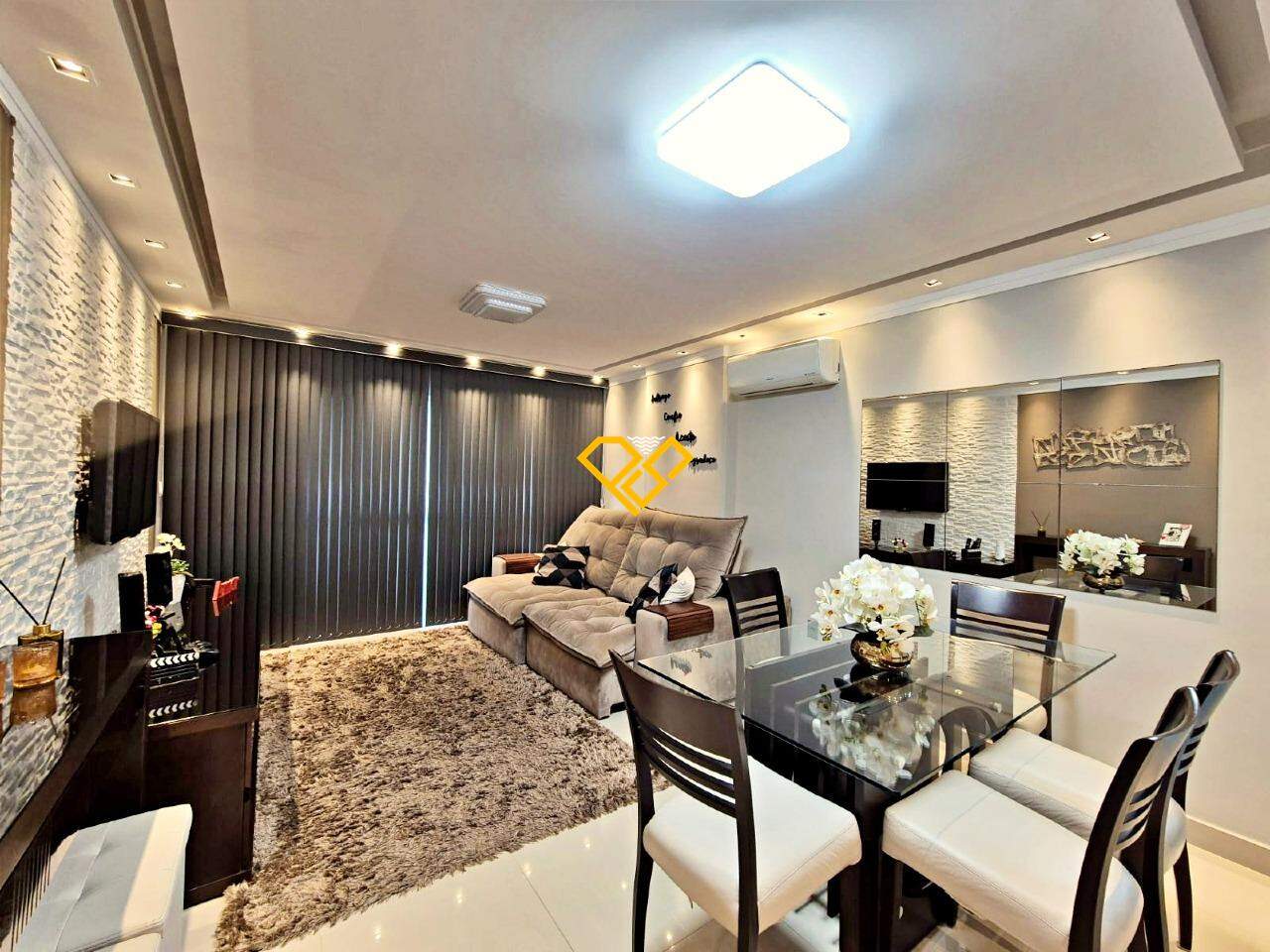 Apartamento à venda no Embaré: Sala