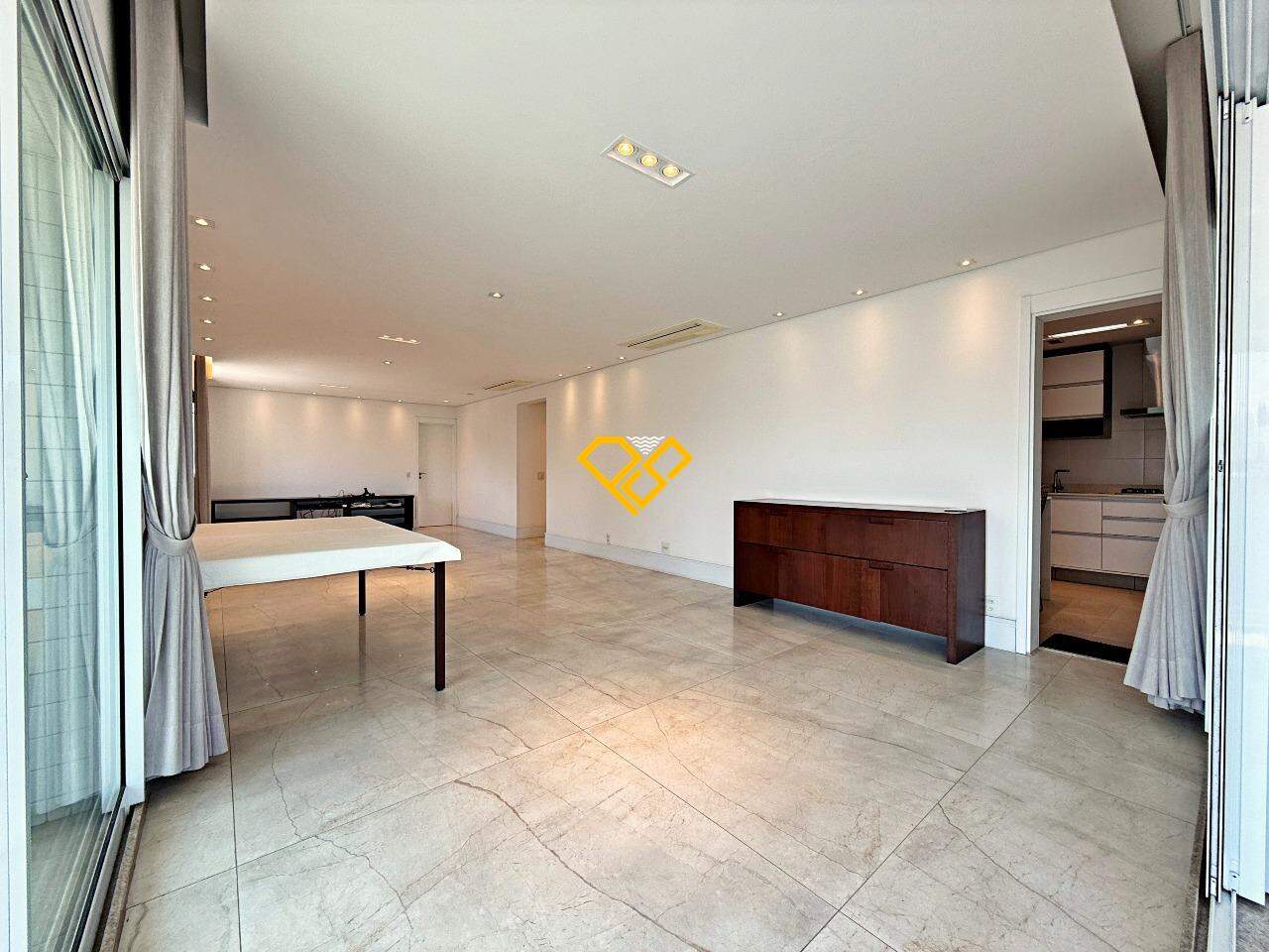 Apartamento à venda no Boqueirão: Sala