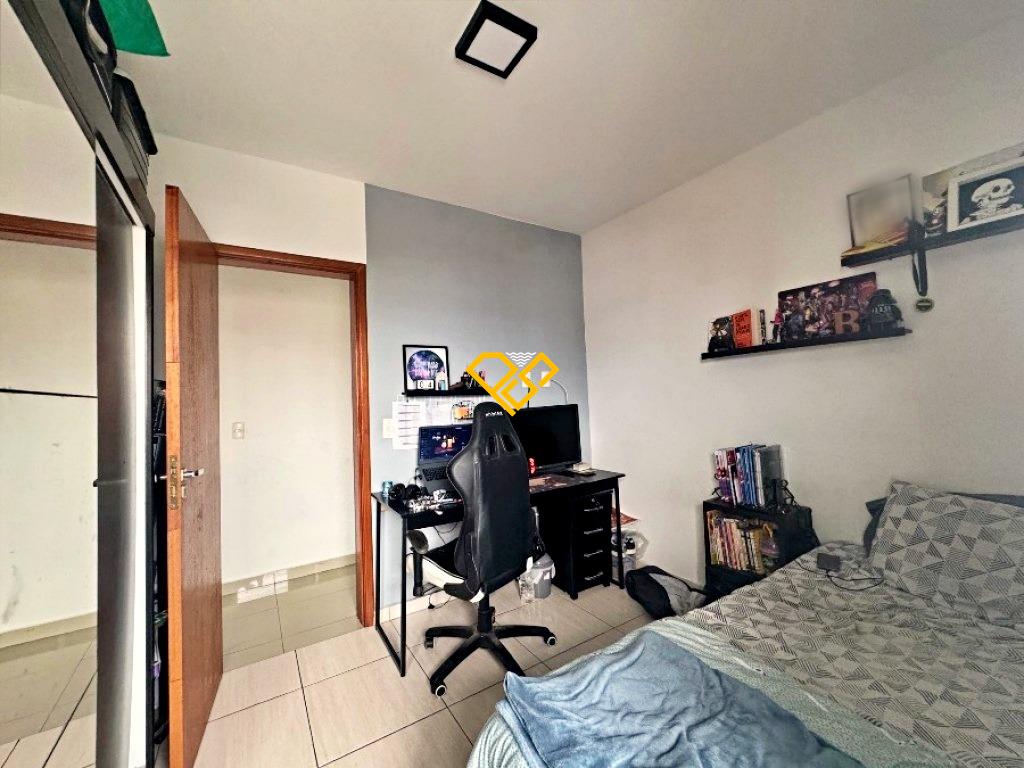 Apartamento à venda no Campo Grande: Dormitório 2