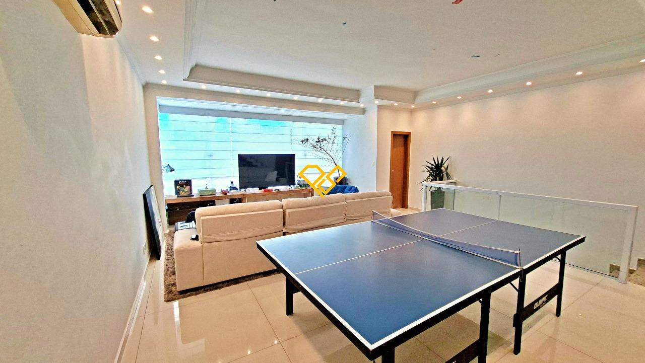 Sobreposta Alta à venda no Vila Belmiro: Sala 1° piso