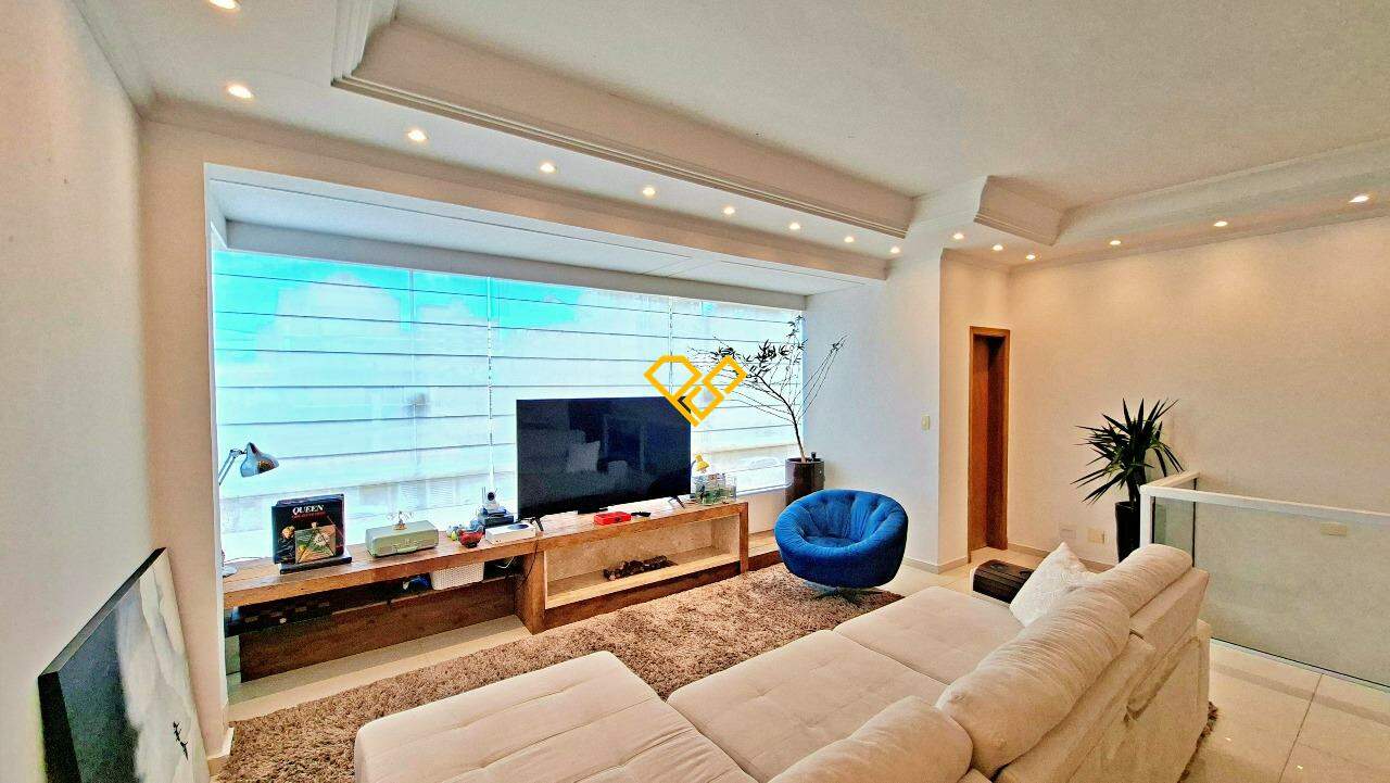 Sobreposta Alta à venda no Vila Belmiro: Sala 1° piso