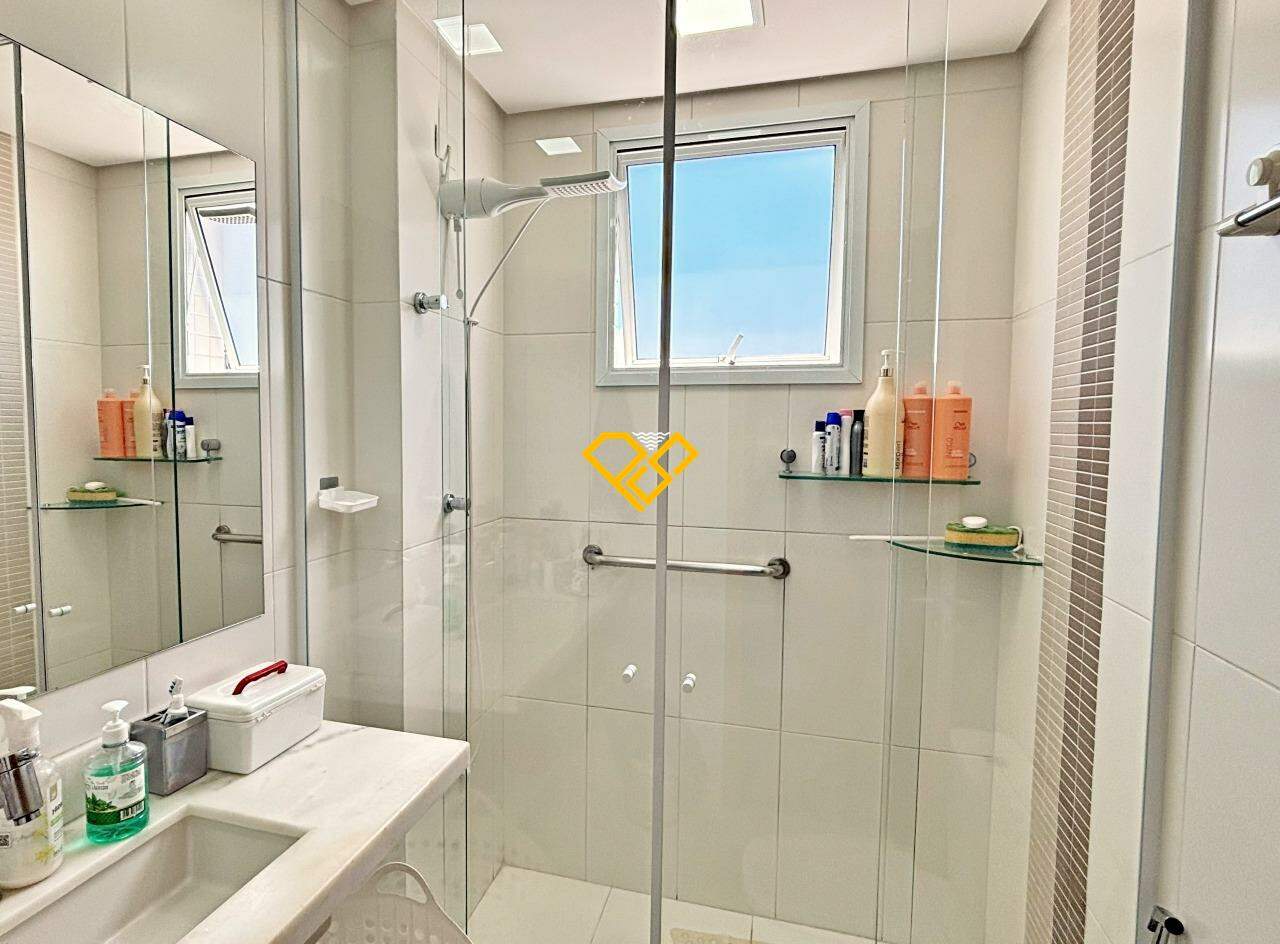 Apartamento à venda no Gonzaga: Wc social