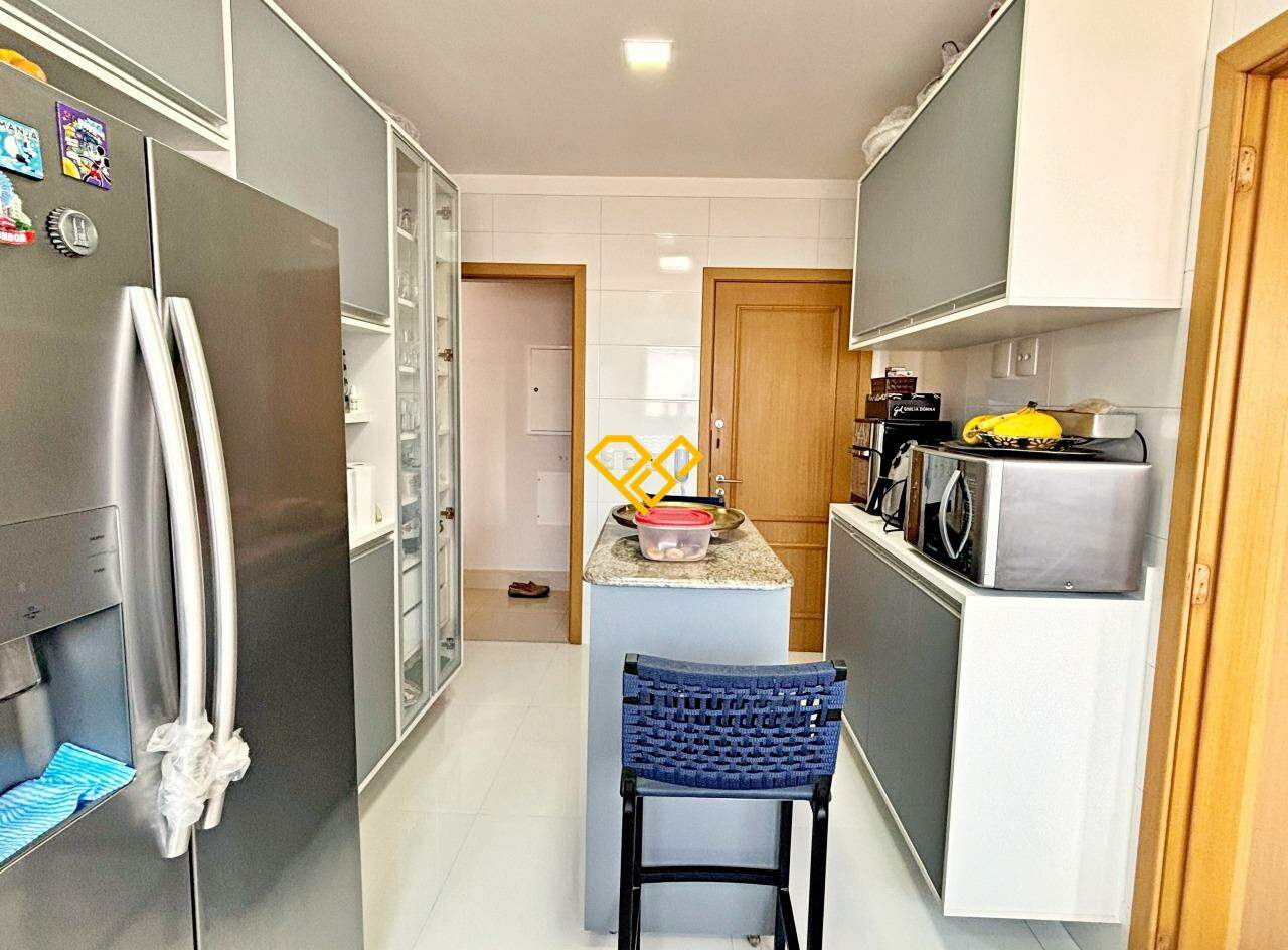 Apartamento à venda no Gonzaga: Cozinha