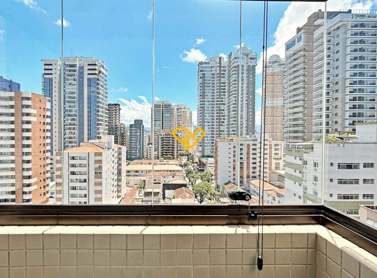 Apartamento à venda no Gonzaga: Varanda