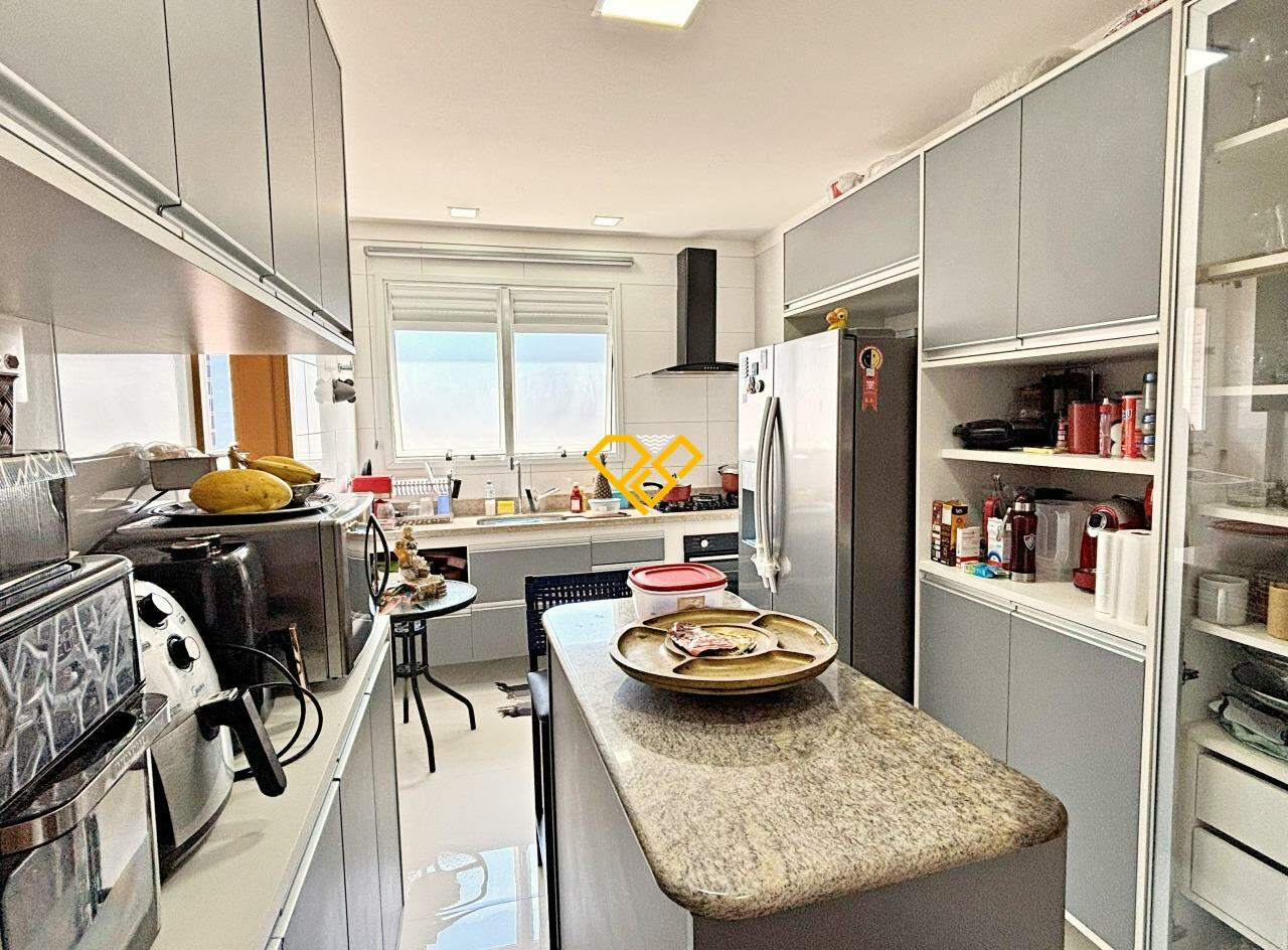 Apartamento à venda no Gonzaga: Cozinha