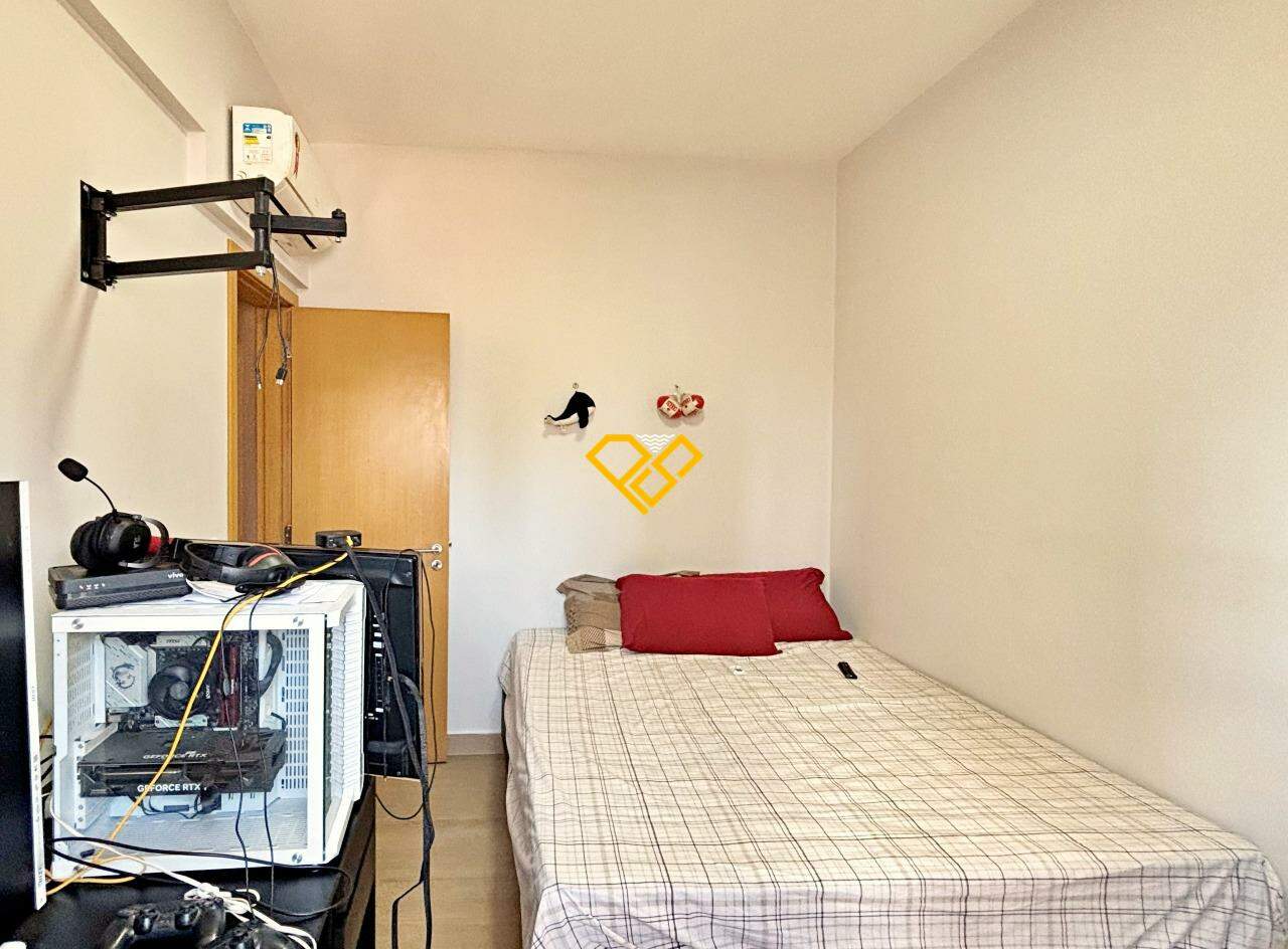 Apartamento à venda no Gonzaga: Dormitório 2