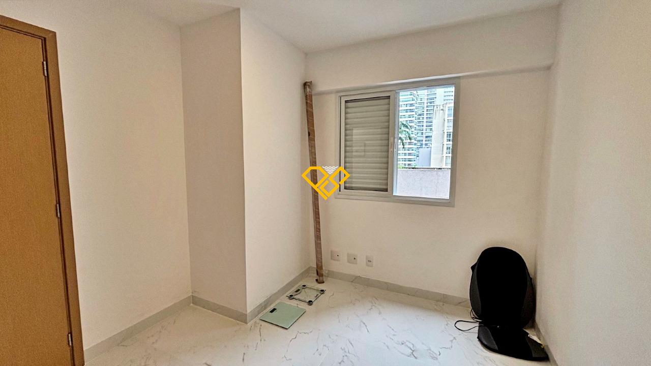 Apartamento à venda no Gonzaga: Dormitório 3 - suíte americana