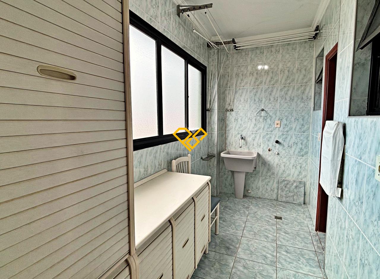 Apartamento à venda no Gonzaga: Área de serviço