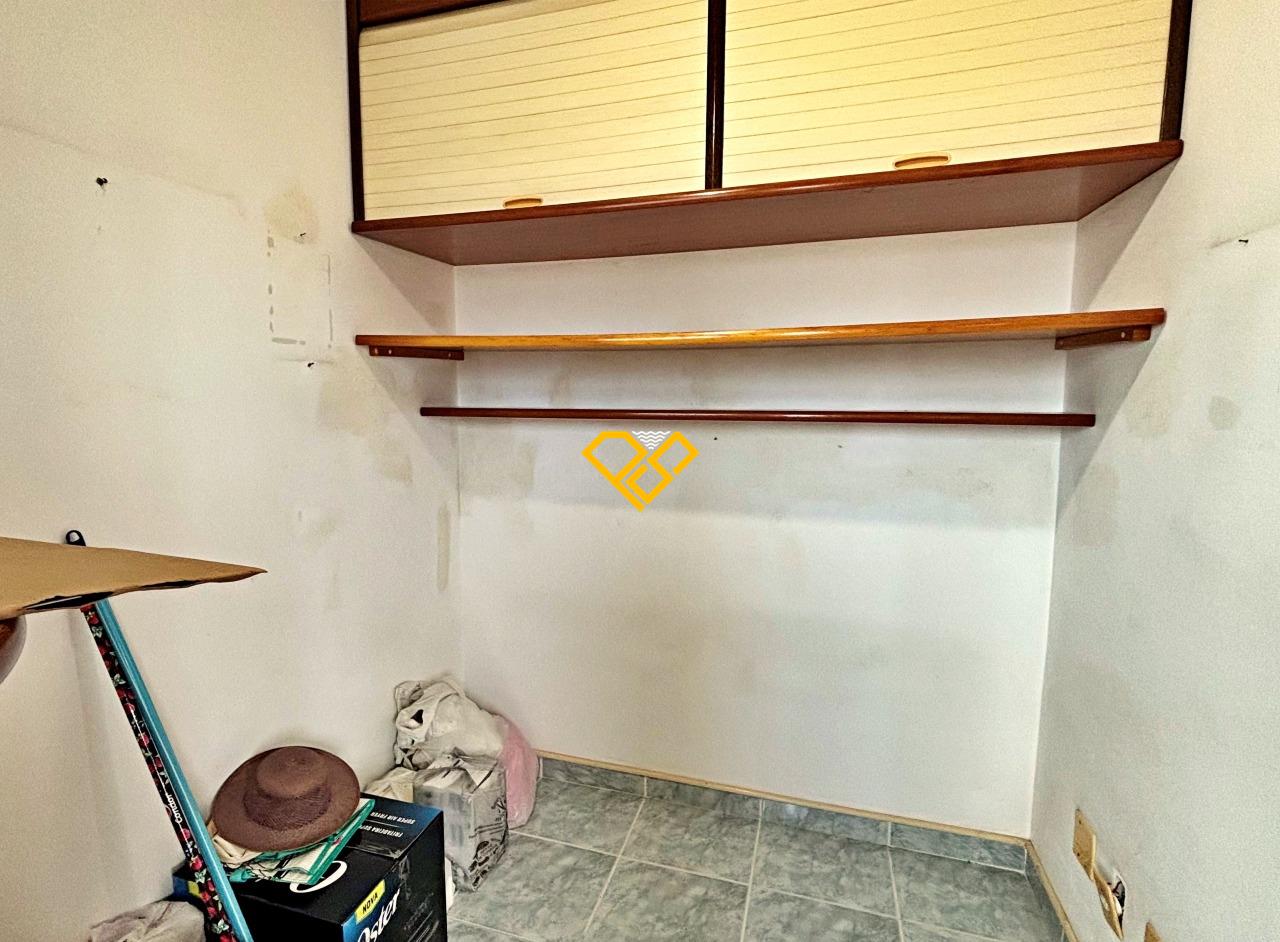 Apartamento à venda no Gonzaga: Dependência