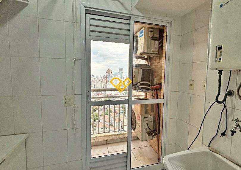 Apartamento à venda no Ponta da Praia: Área de serviço