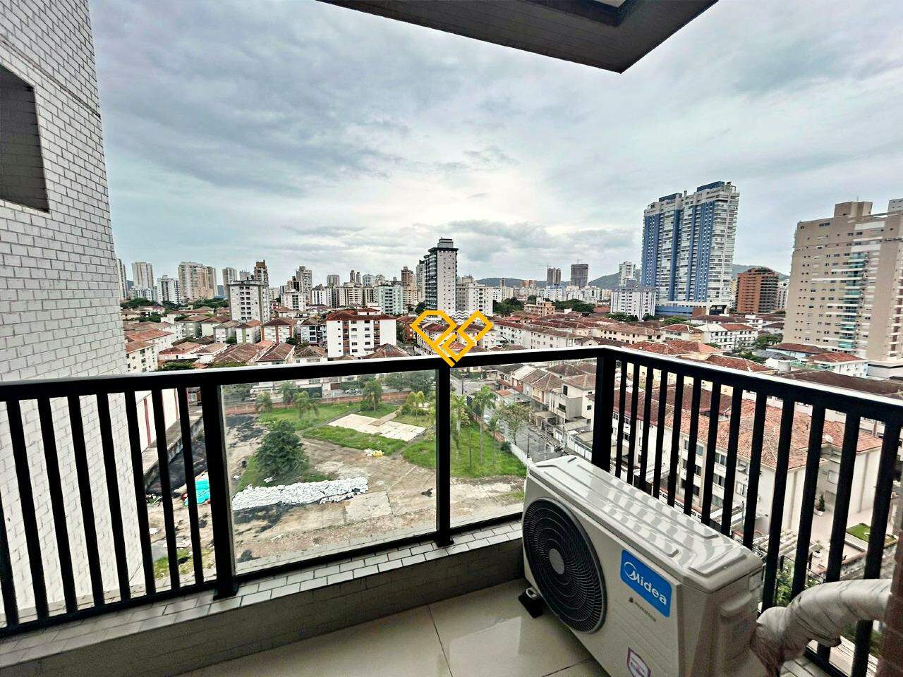 Apartamento à venda no Aparecida: Varanda técnica