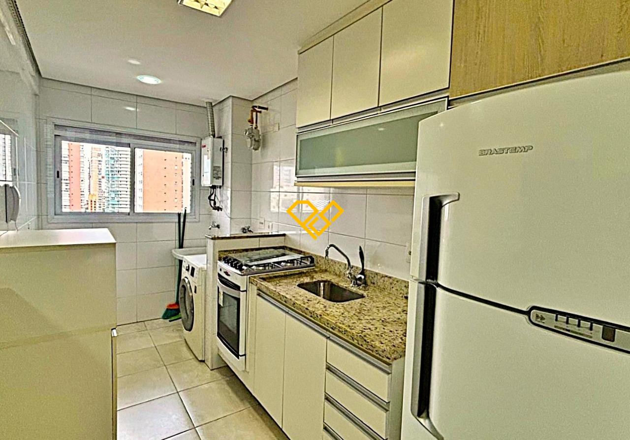 Apartamento à venda no Gonzaga: Cozinha