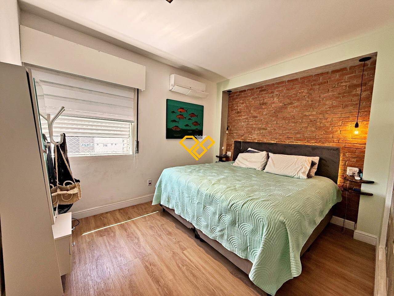 Apartamento à venda no Embaré: Dormitório 1 - suíte