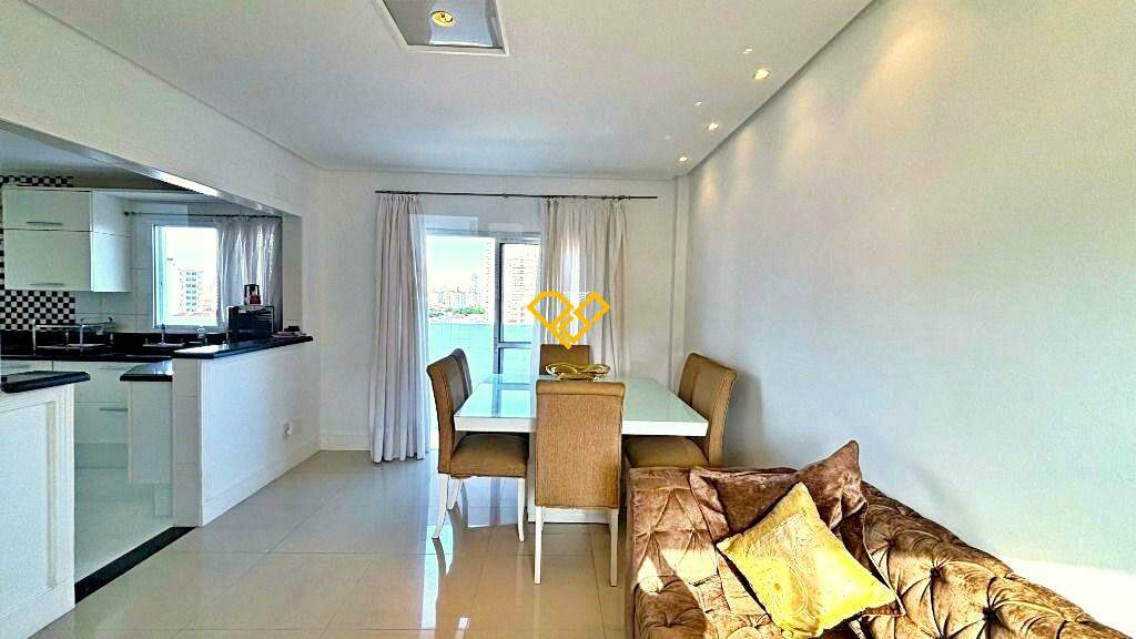Cobertura à venda no Campo Grande: Sala 1° andar