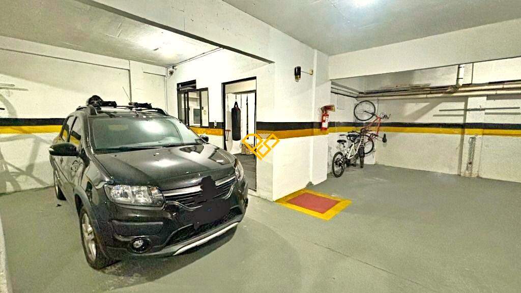 Cobertura à venda no Campo Grande: Garagem