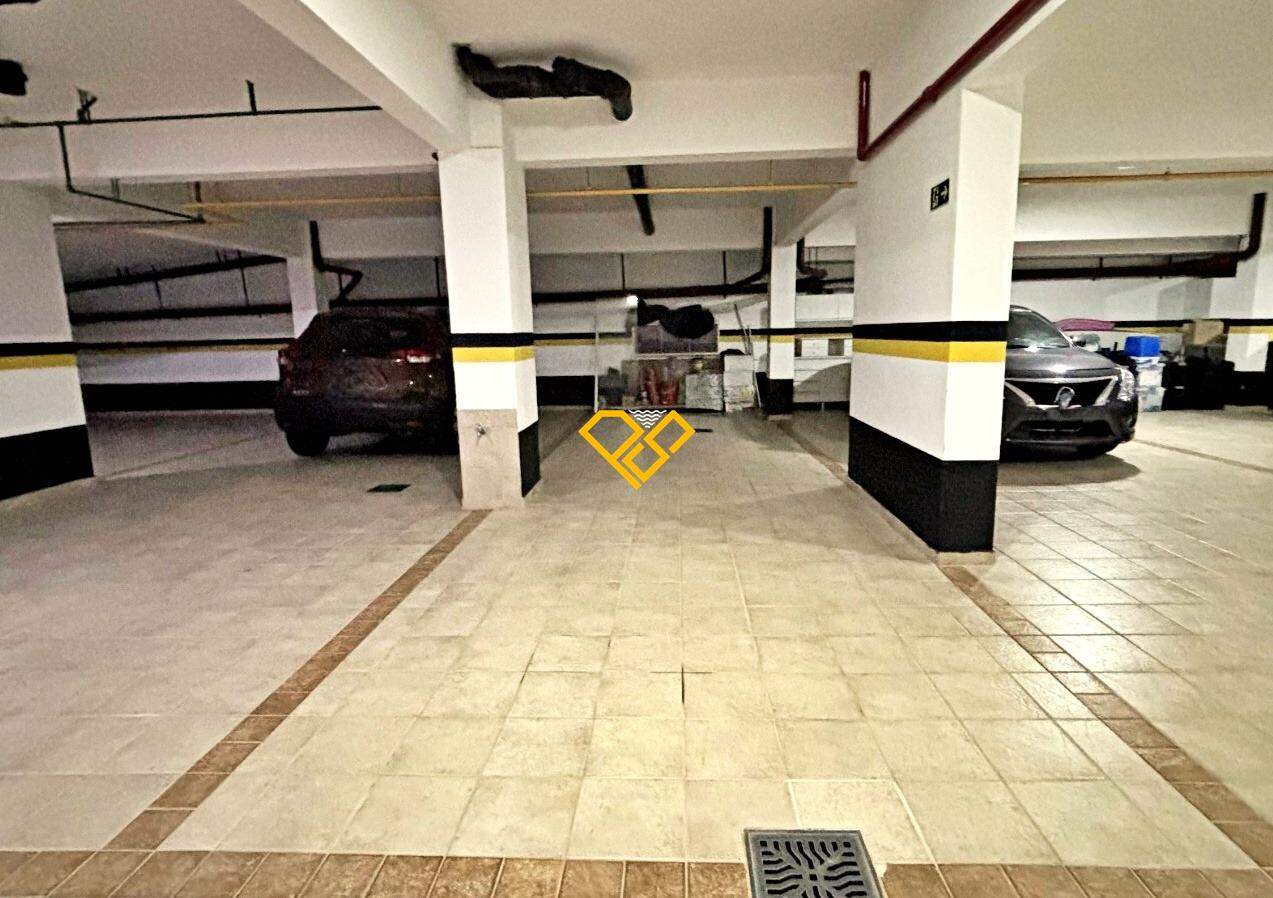 Apartamento à venda no Gonzaga: Garagem