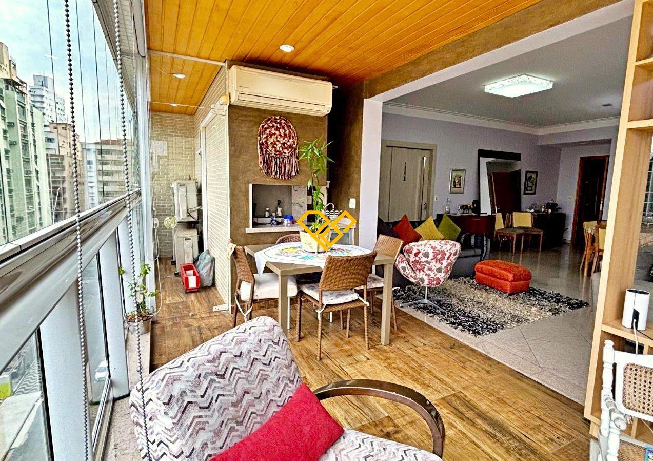 Apartamento à venda no Gonzaga: Varanda