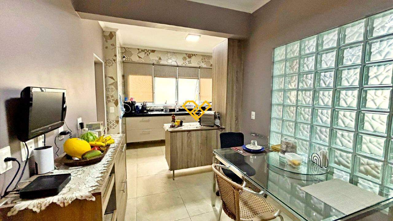 Apartamento à venda no Gonzaga: Cozinha