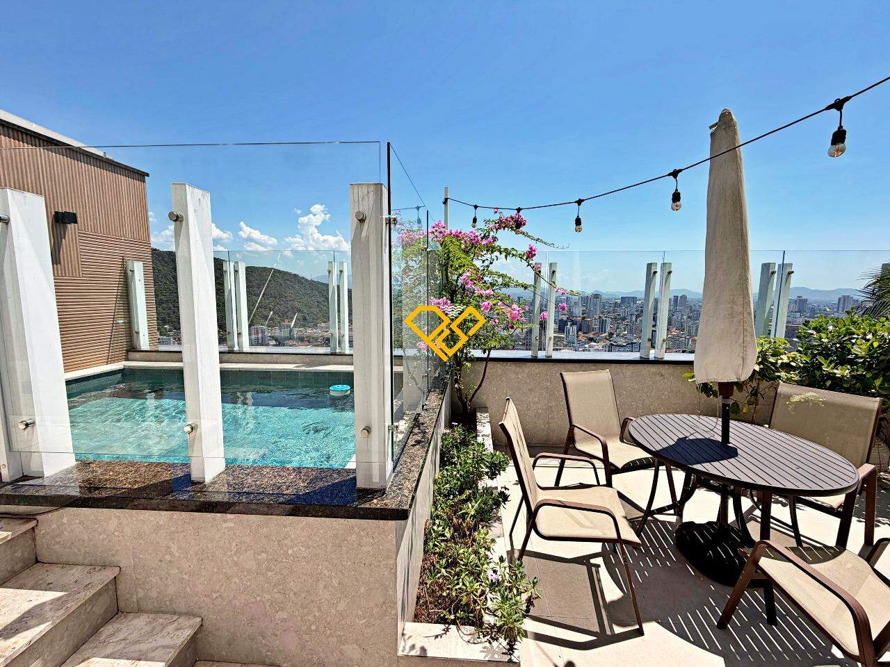 Cobertura à venda no Marapé: Piscina e área gourmet