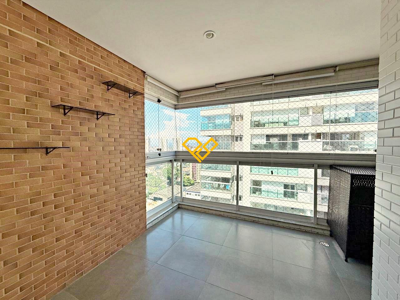 Apartamento à venda no Ponta da Praia: Varanda