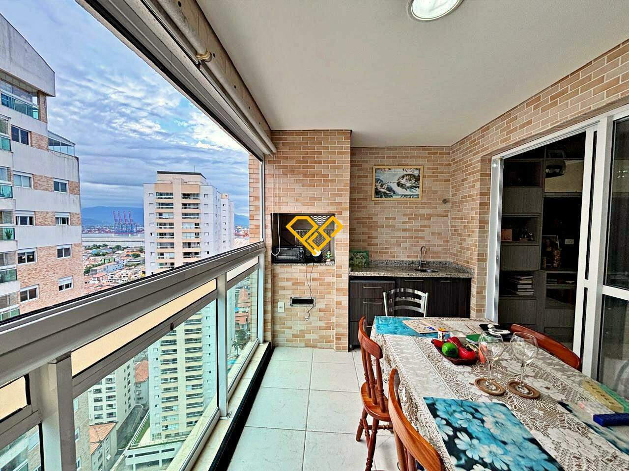 Apartamento à venda no Ponta da Praia: Varanda com churrasqueira