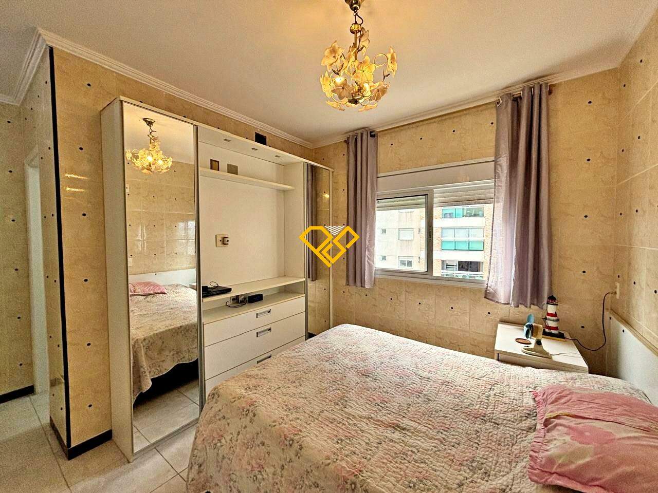Apartamento à venda no Ponta da Praia: Dormitório 1 - suíte
