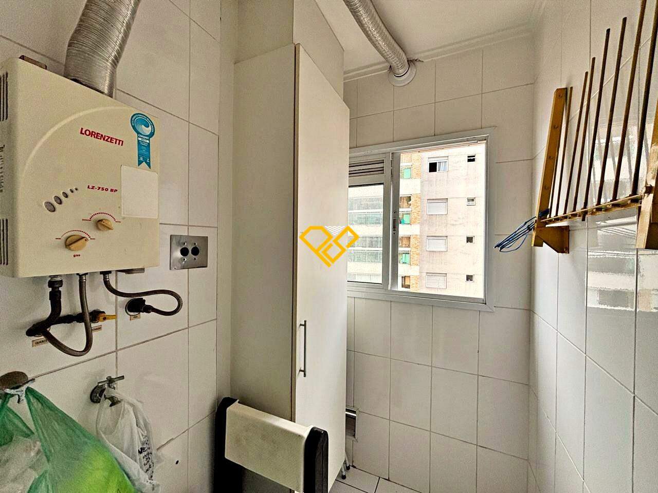 Apartamento à venda no Ponta da Praia: Área de serviço