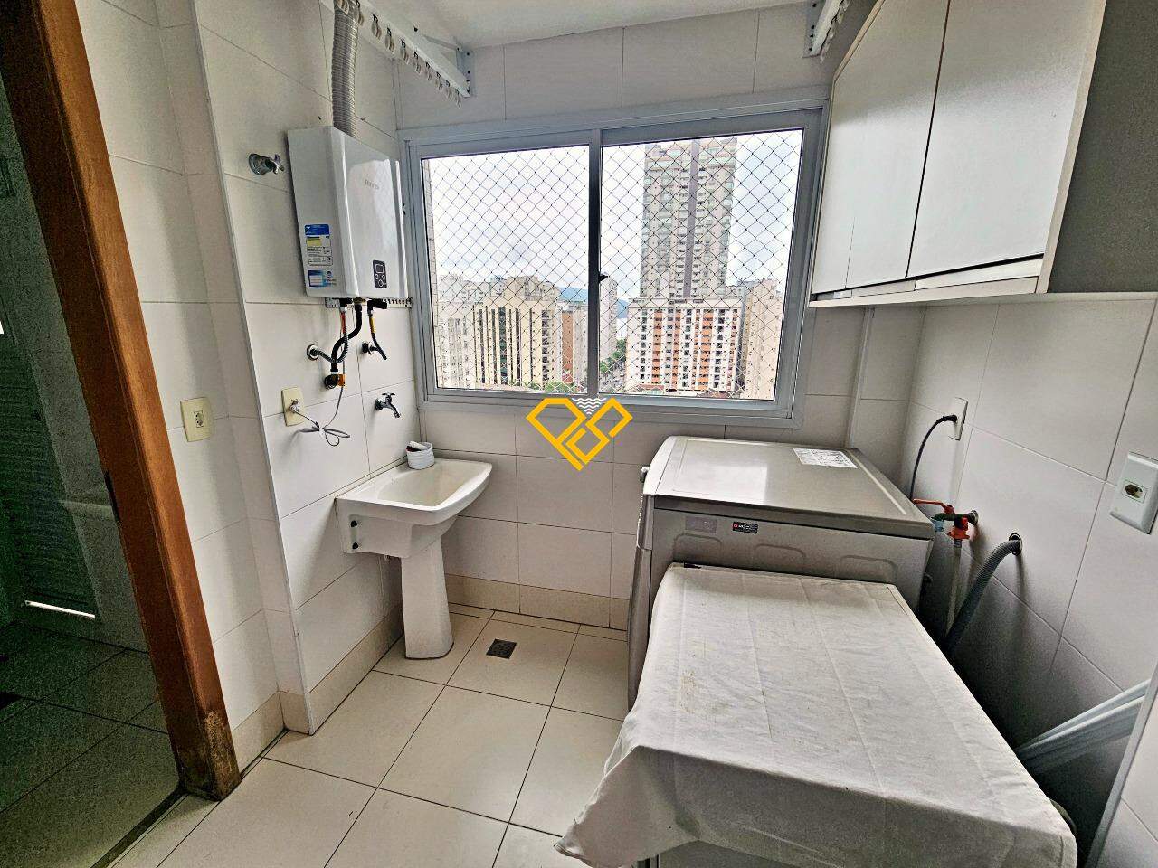 Apartamento para aluguel no Boqueirão: Área de Serviço