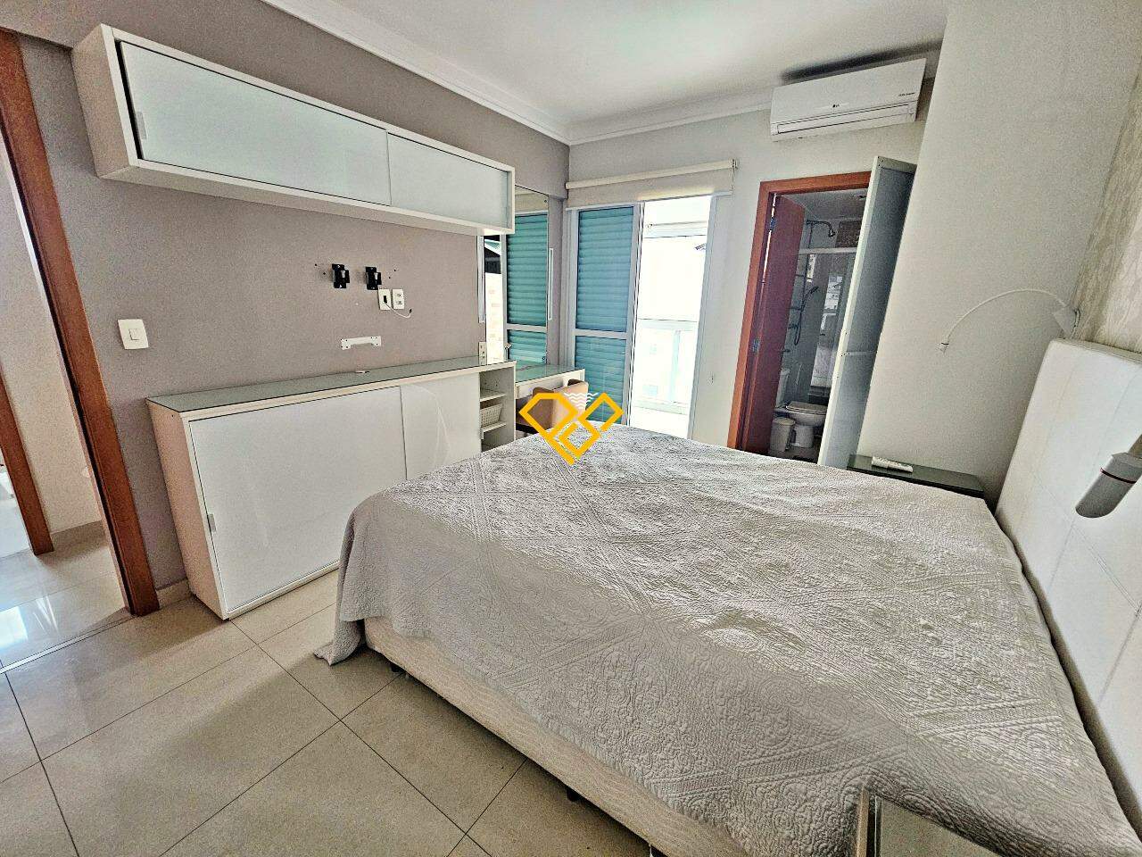 Apartamento para aluguel no Boqueirão: Dormitório 1 - Suíte