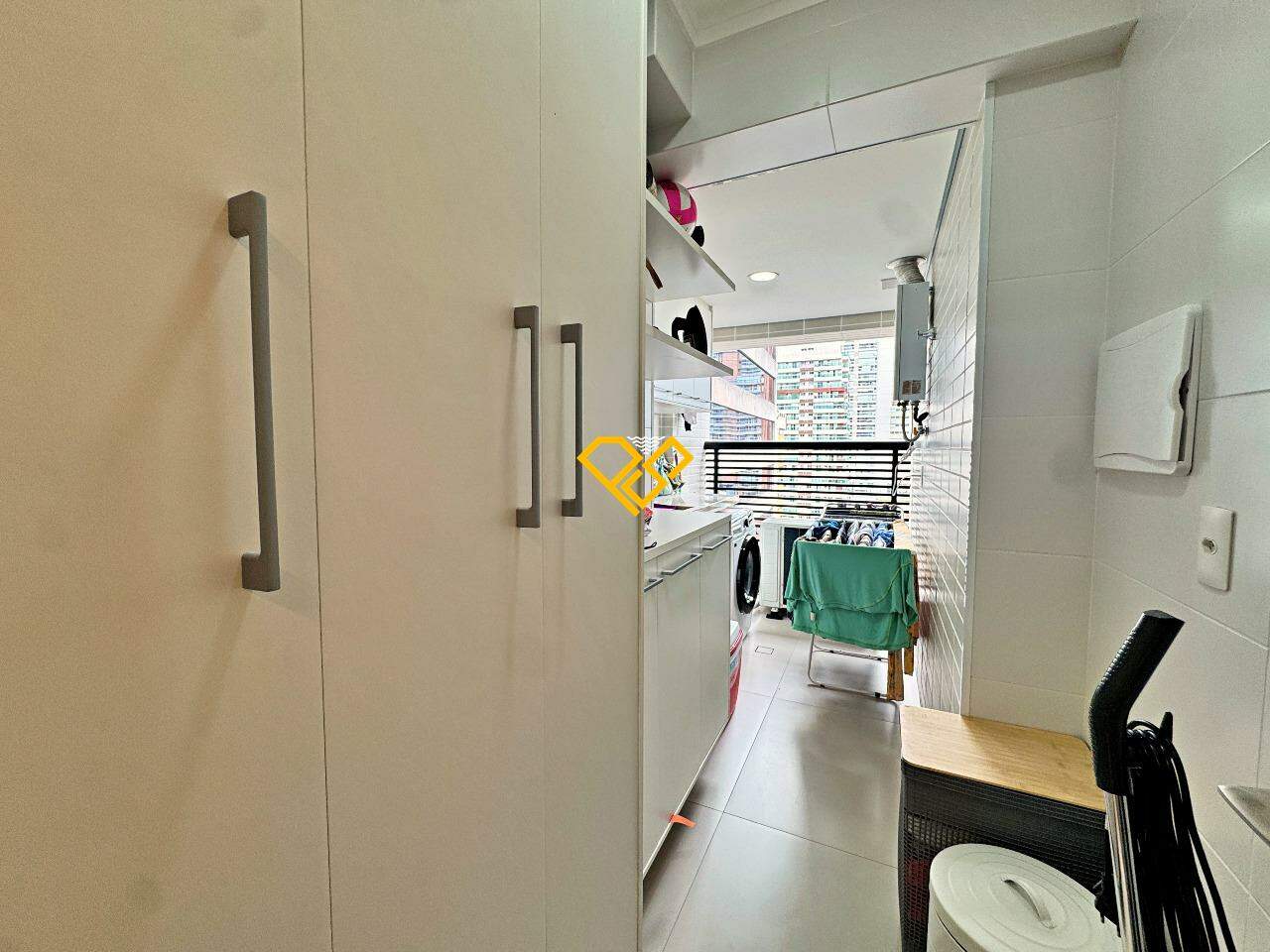Apartamento à venda no Gonzaga: Área de serviço