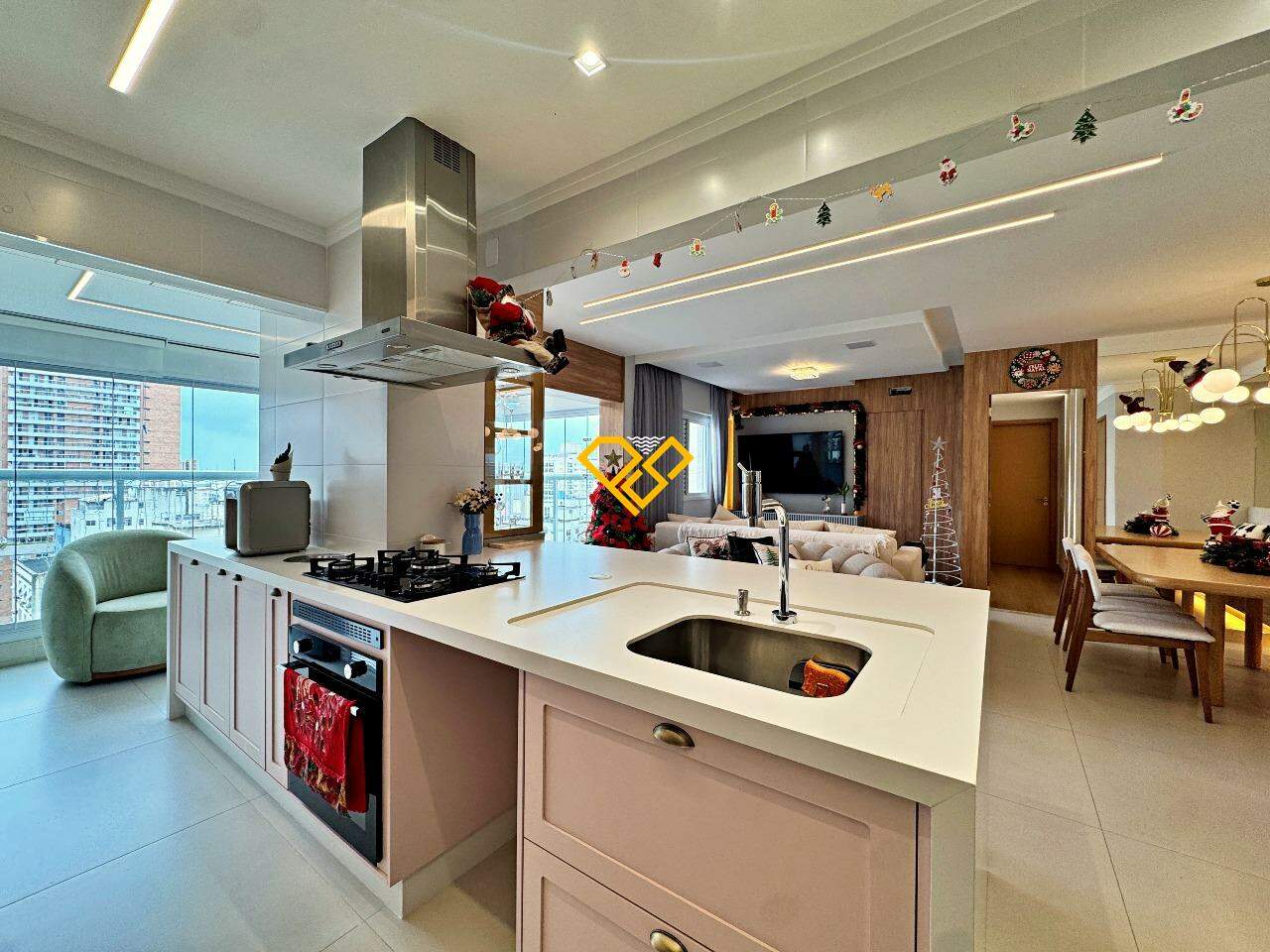 Apartamento à venda no Gonzaga: Cozinha