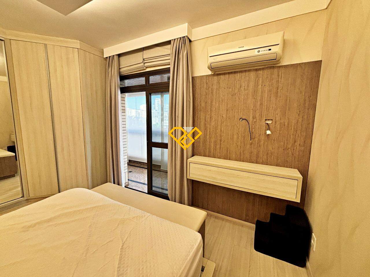 Apartamento à venda no Ponta da Praia: Dormitório 1 - suíte