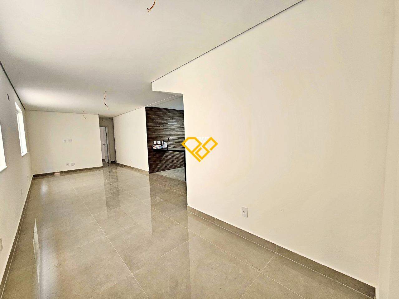 Sobreposta Baixa à venda no Aparecida: Sala