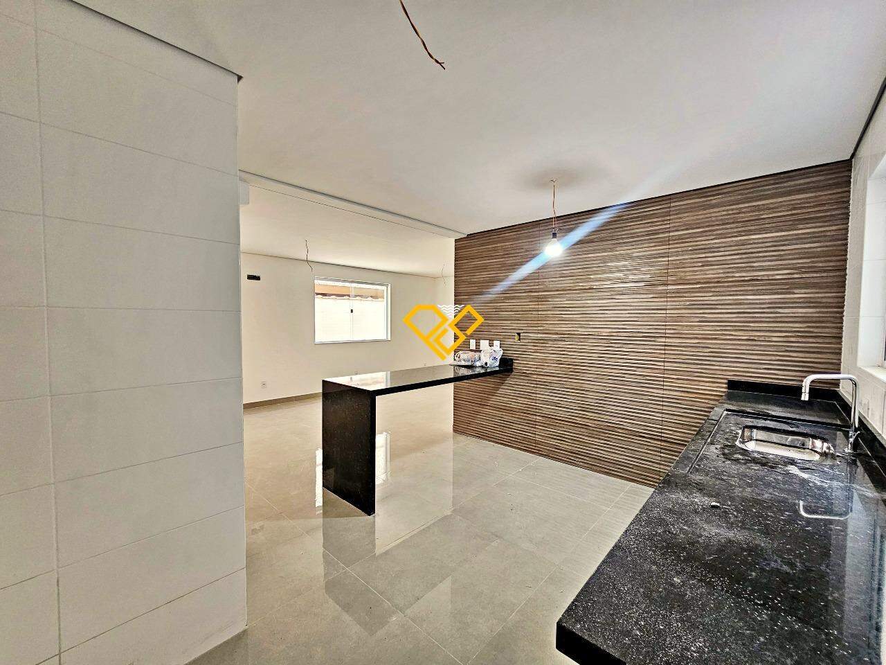 Sobreposta Baixa à venda no Aparecida: Cozinha