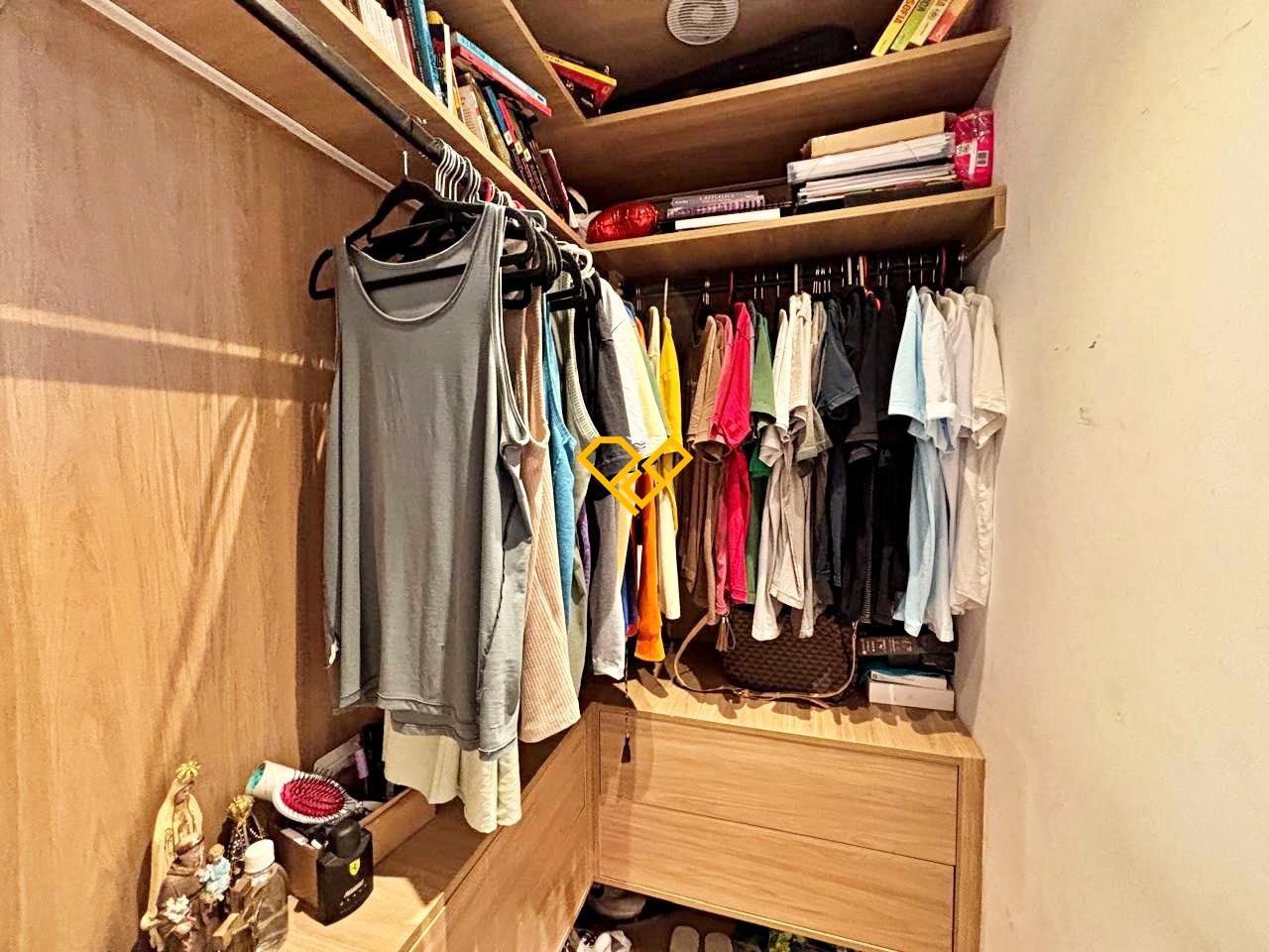 Apartamento à venda no Boqueirão: Closet