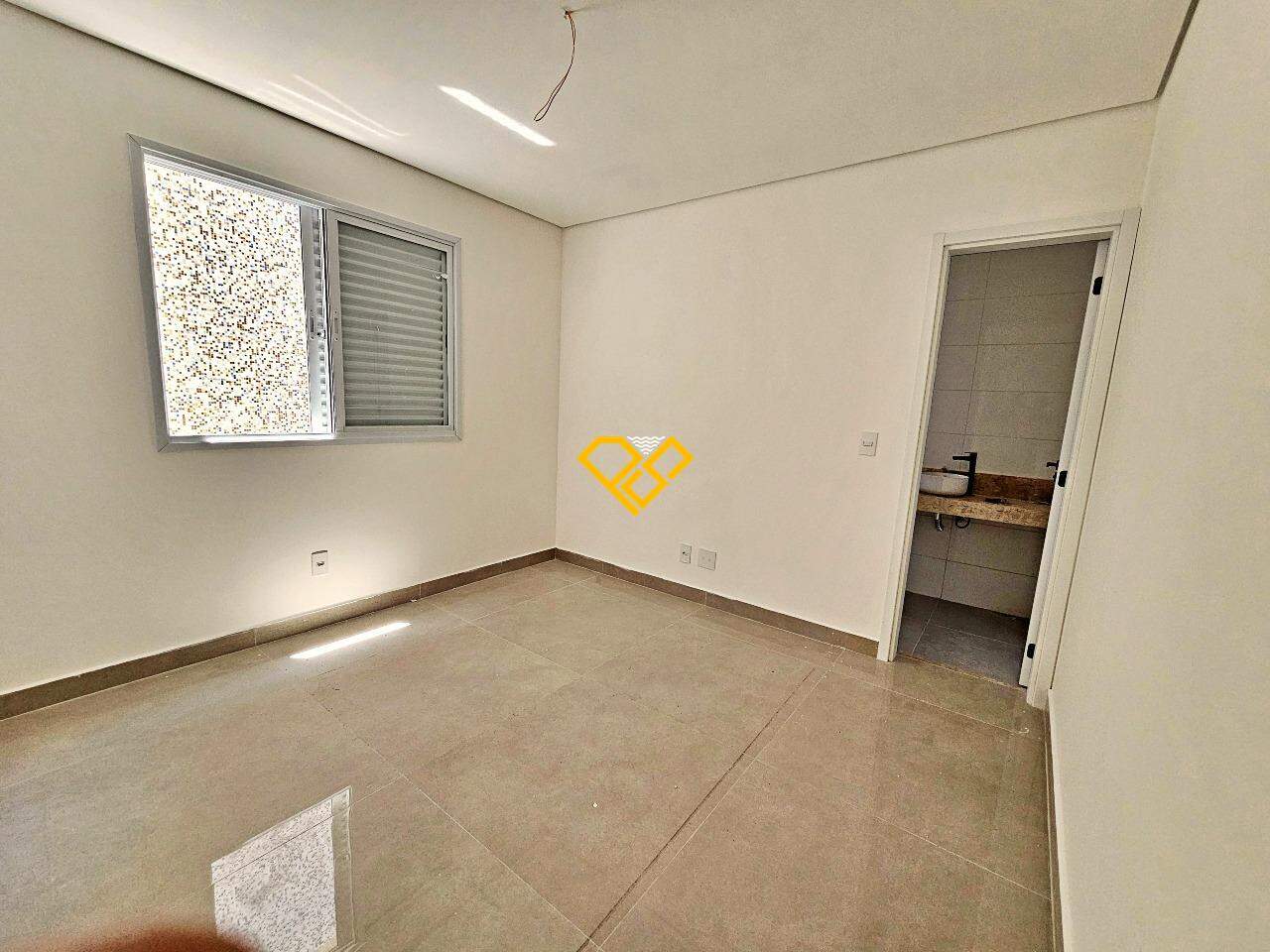 Sobreposta Alta à venda no Aparecida: Dormitório 1 - Suíte - Piso 1