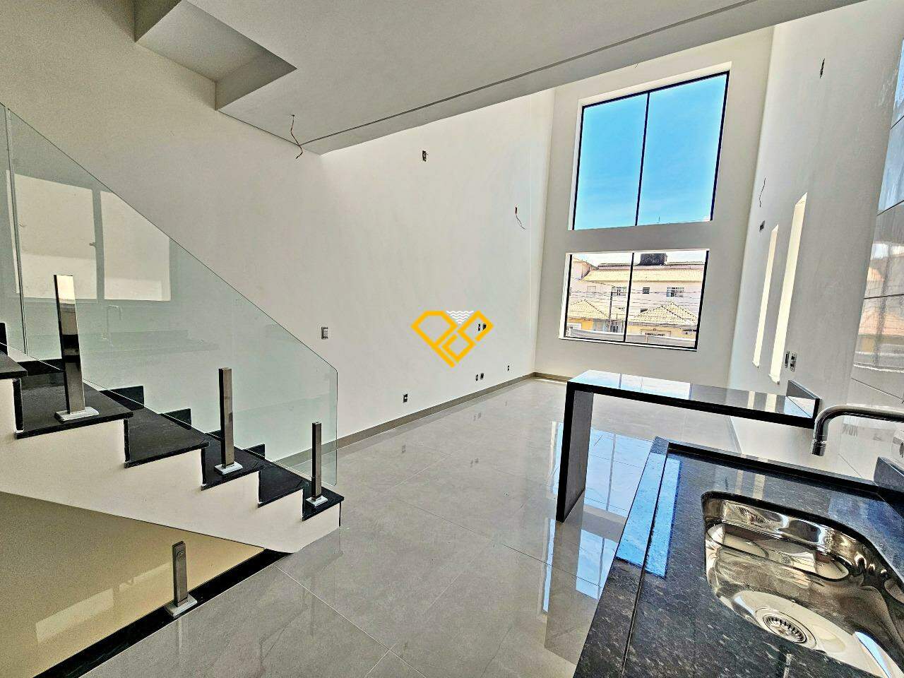 Sobreposta Alta à venda no Aparecida: Sala e cozinha - Piso 1